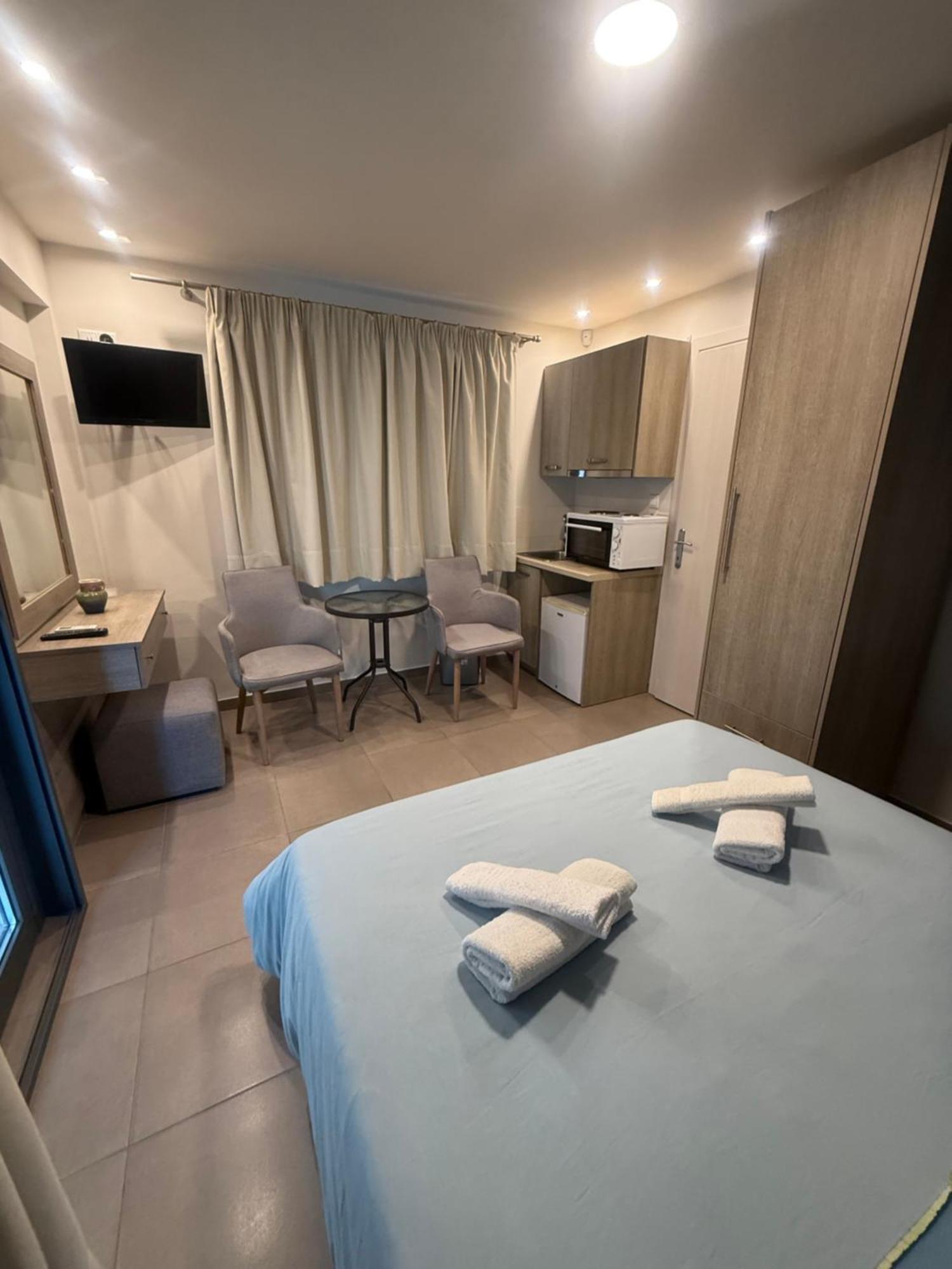 Aqua Mare Luxury Apartments Paralía Habitación foto